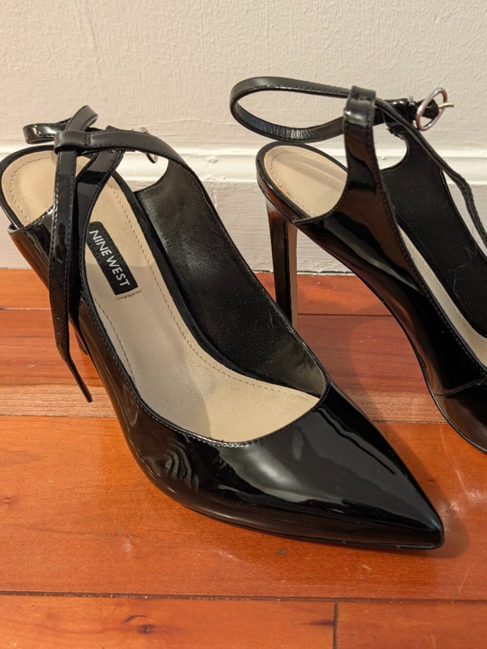 Nine West Grana Black Patent Pointed-Toe Stiletto Pumps – Size 10.5